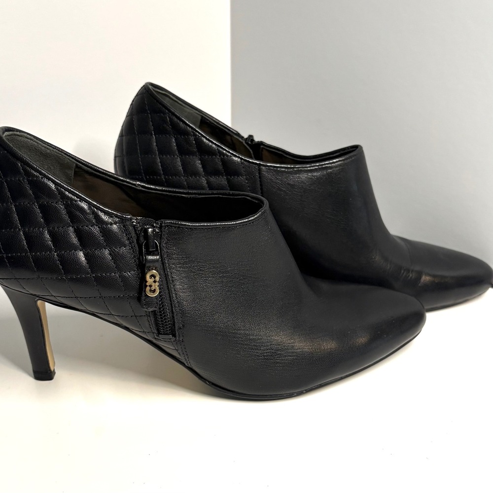 Cole Haan Women's Black Leather Quilted Heeled Ankle‎ Booties in Size 10
